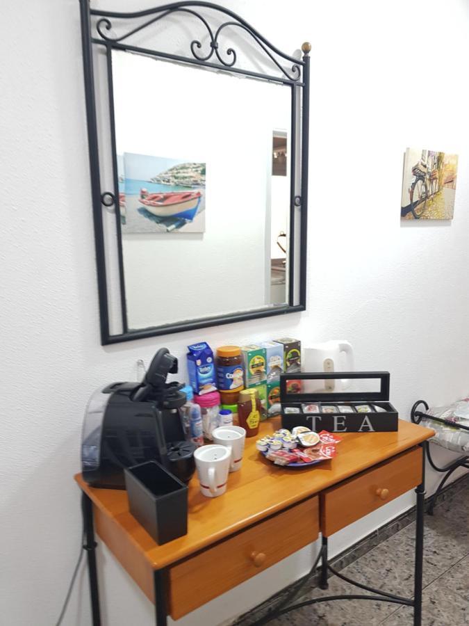 Apartment & - Airport El Burrero